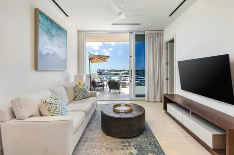 Sterling Commons East New Providence Paradise Island BS