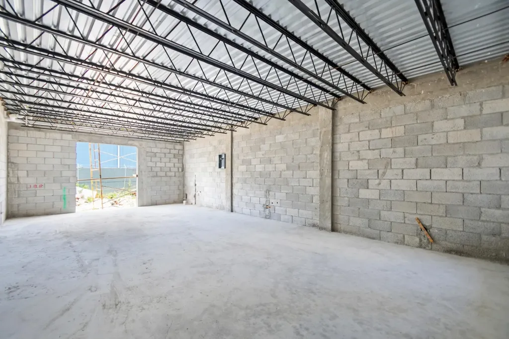 Bismark Road, Airport Industrial Park 46a-1 New Providence Paradise Island BS