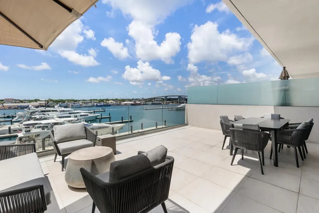 Sterling Commons East New Providence Paradise Island BS