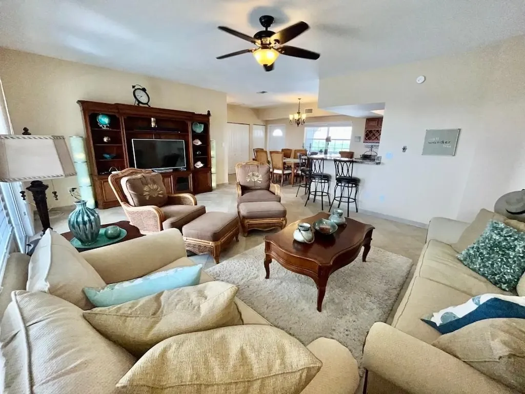 Harbour House Condo Grand Bahama Freeport BS