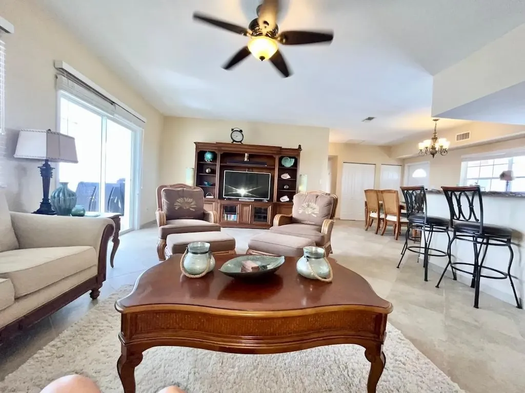 Harbour House Condo Grand Bahama Freeport BS