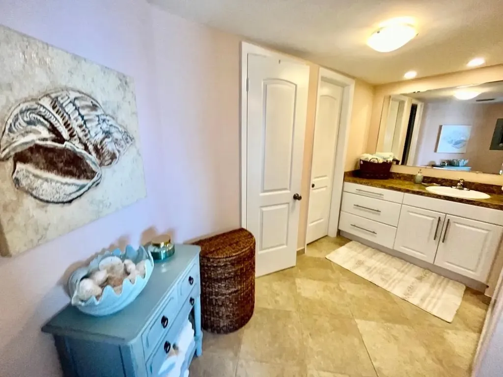 Harbour House Condo Grand Bahama Freeport BS