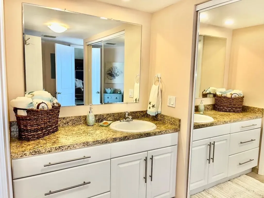 Harbour House Condo Grand Bahama Freeport BS