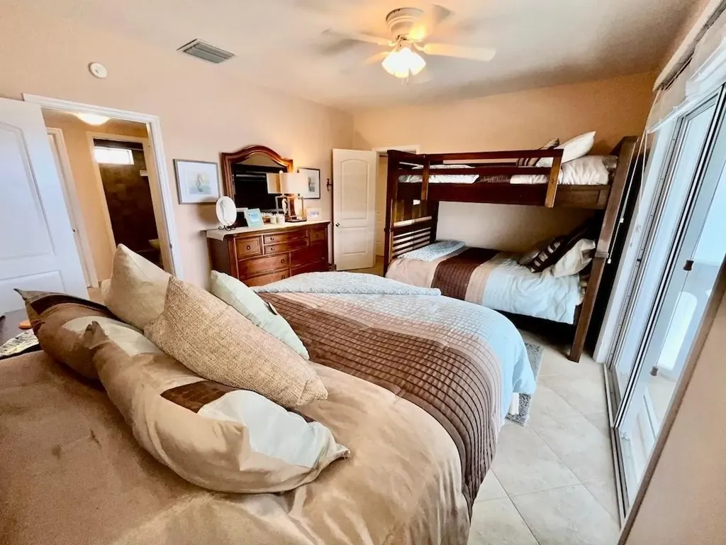 Harbour House Condo Grand Bahama Freeport BS