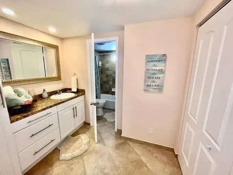 Harbour House Condo Grand Bahama Freeport BS