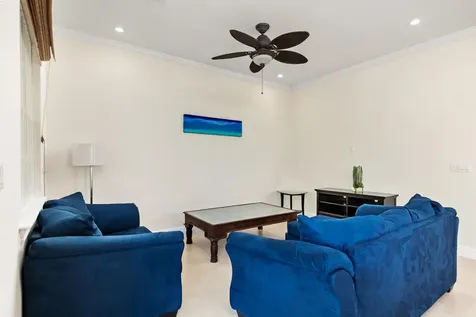 Gr-119 | The Balmoral New Providence Paradise Island BS