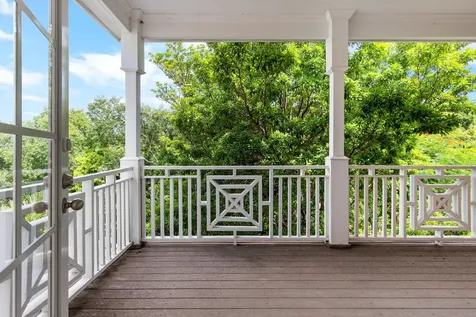 Gr-119 | The Balmoral New Providence Paradise Island BS