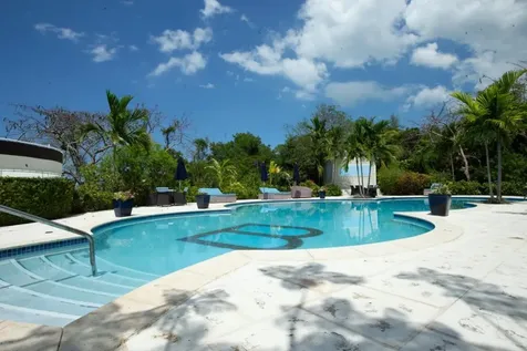 |the Balmoral New Providence Paradise Island BS