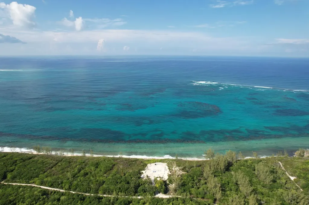 Old Banks Road Eleuthera BS