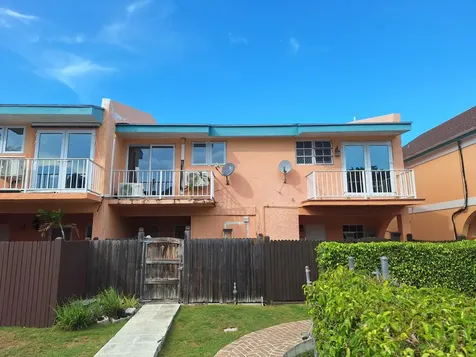 Mount Vernon Town House New Providence Paradise Island BS