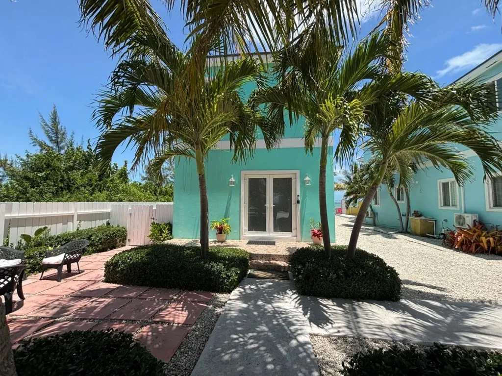 Sunrise Shores Eastern Road New Providence Paradise Island BS