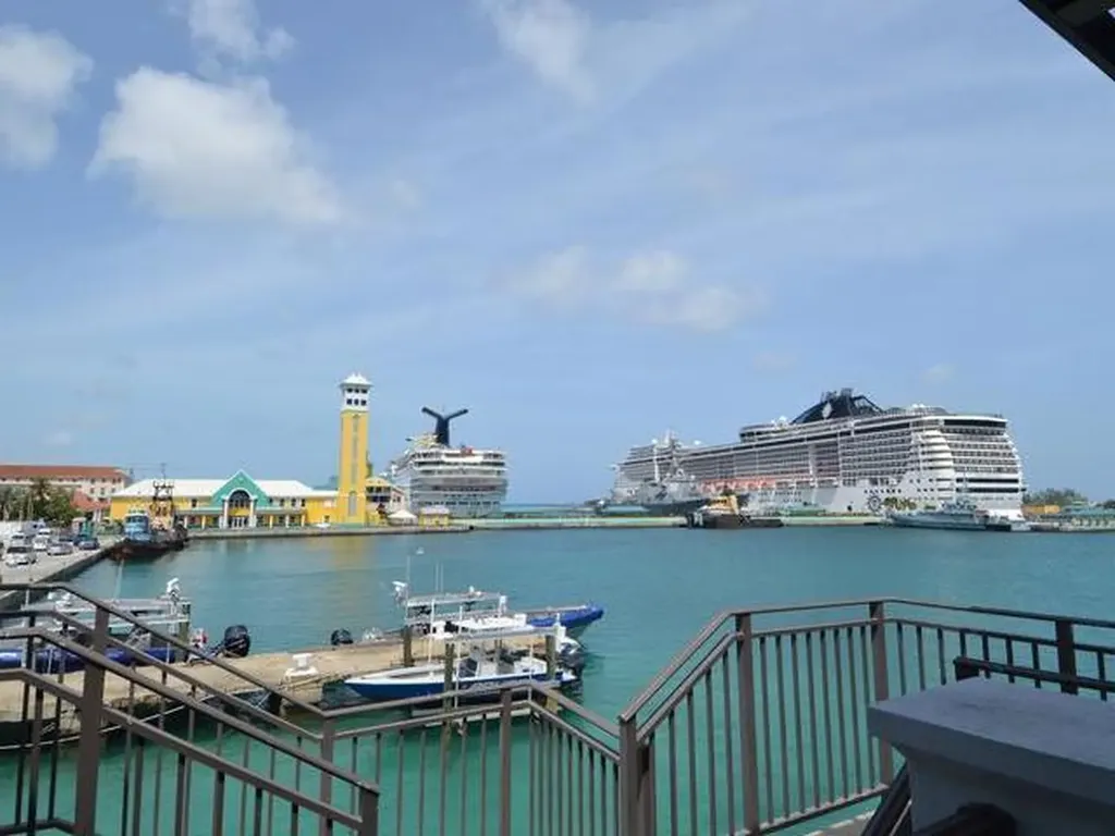 Elizabeth On Bay New Providence Paradise Island BS