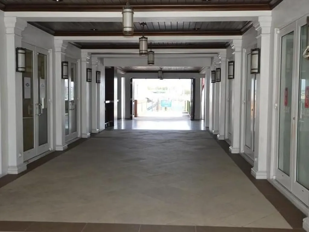 Elizabeth On Bay New Providence Paradise Island BS