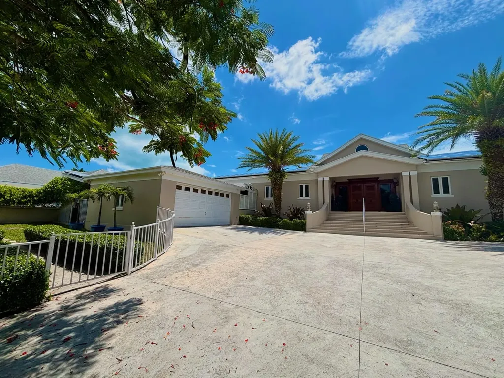 Brigadoon Estates New Providence Paradise Island BS