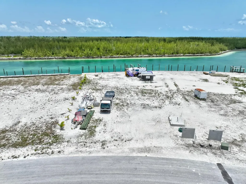 Treasure Cay Canal Lot 5 Abaco BS