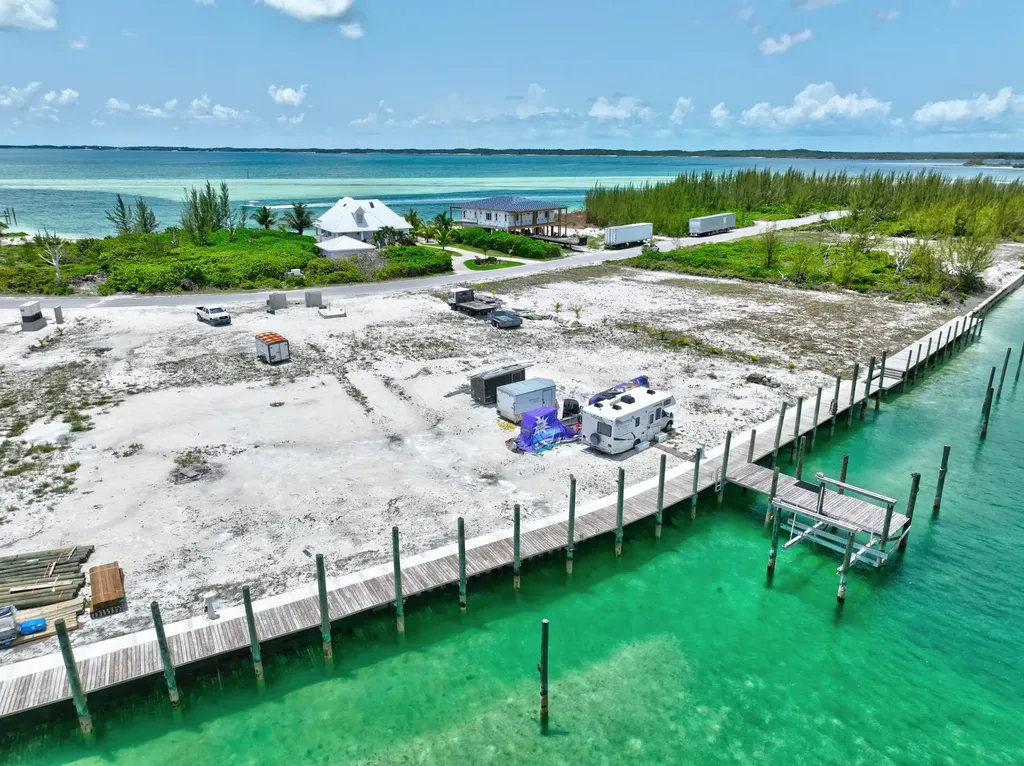 Treasure Cay Canal Lot 5 Abaco BS