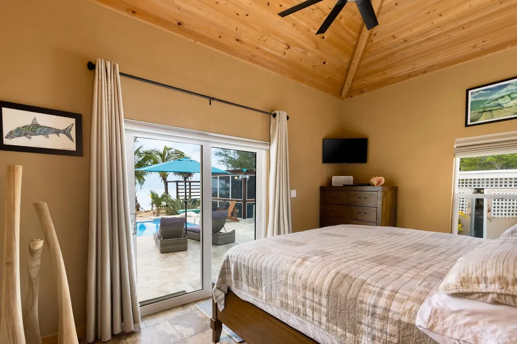 Bonefish Valhalla Street Long Island BS