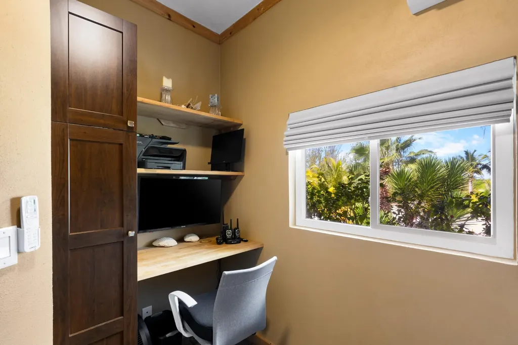 Bonefish Valhalla Street Long Island BS