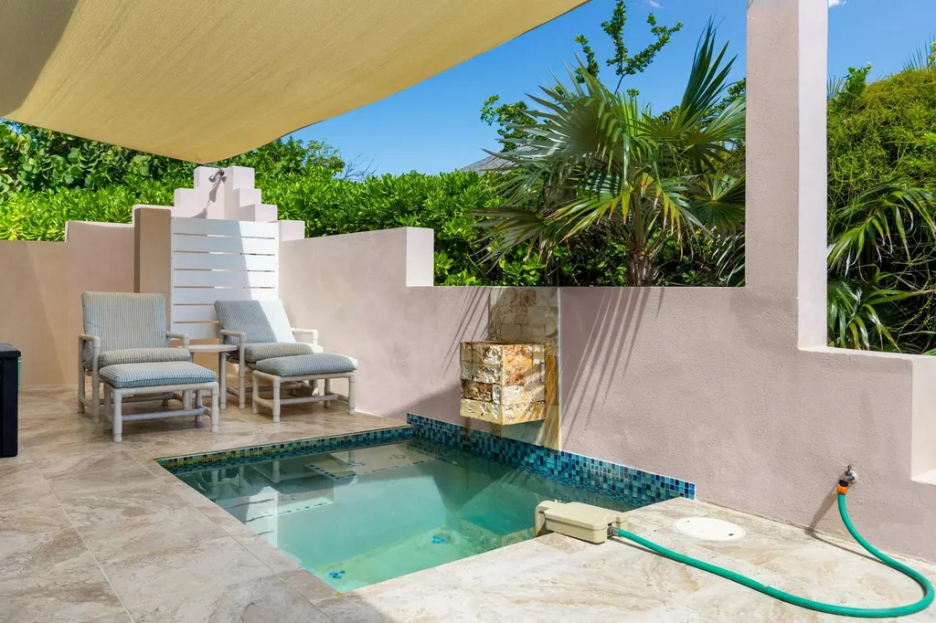 Bonefish Valhalla Street Long Island BS