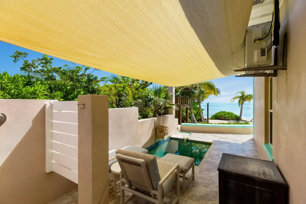 Bonefish Valhalla Street Long Island BS