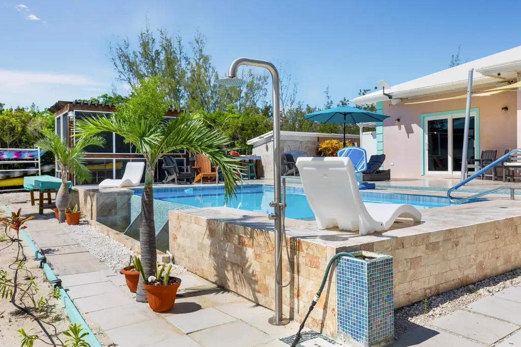 Bonefish Valhalla Street Long Island BS