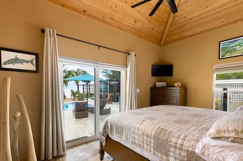 Bonefish Valhalla Street Long Island BS