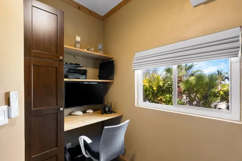 Bonefish Valhalla Street Long Island BS