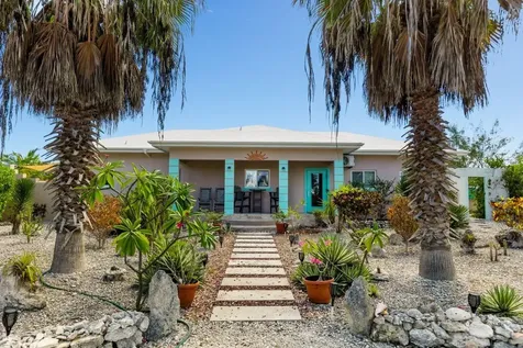 Bonefish Valhalla Street Long Island BS