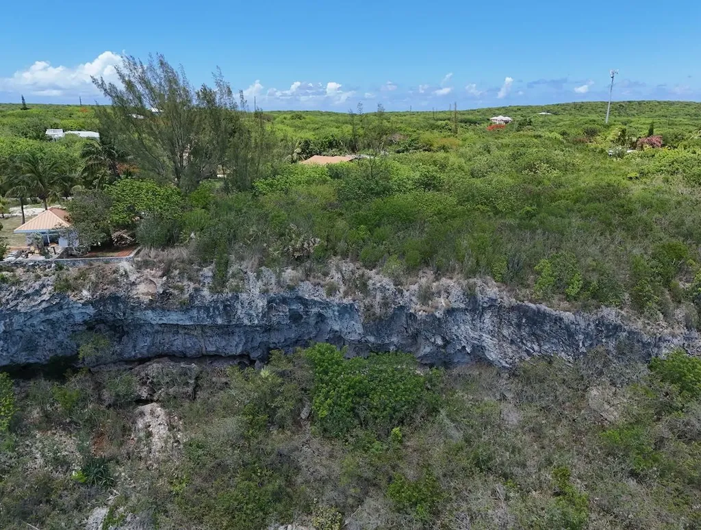 Lot 17, Woods Terrace Eleuthera BS