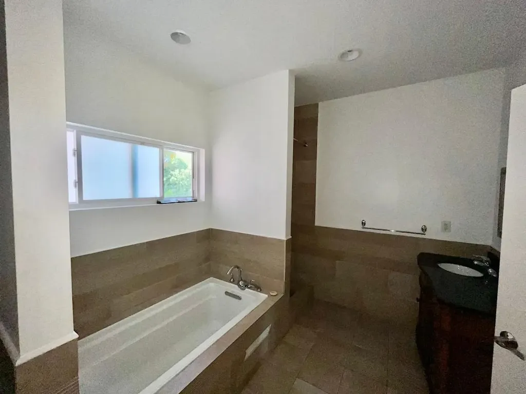 Blue Marina Condominum Grand Bahama Freeport BS