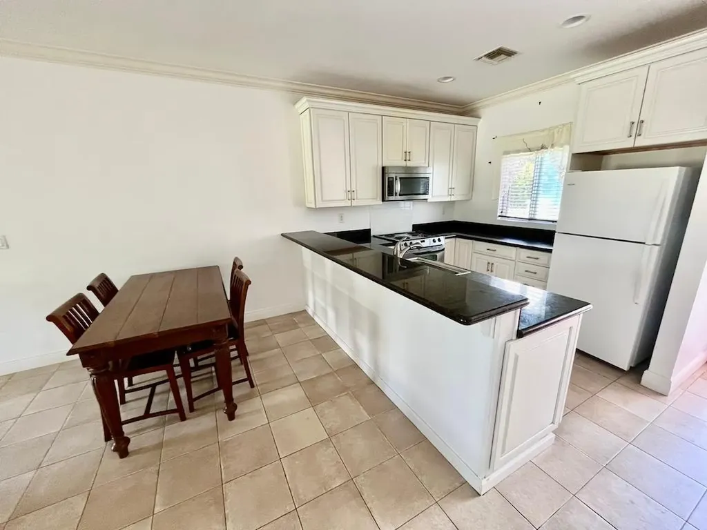 Blue Marina Condominum Grand Bahama Freeport BS