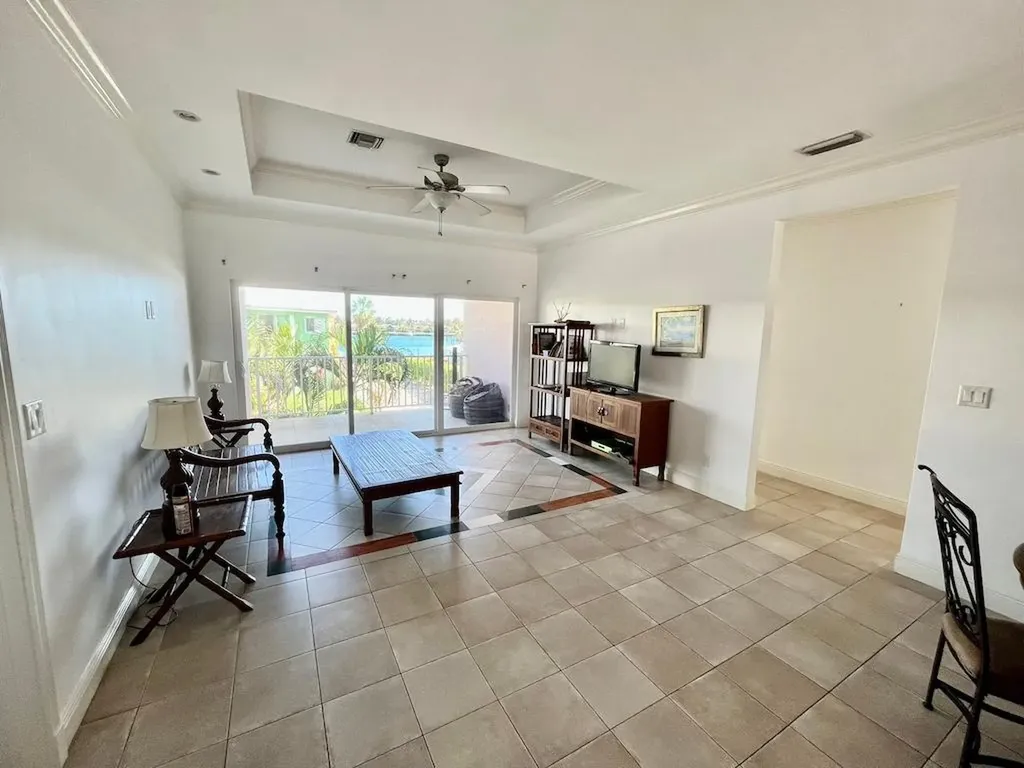 Blue Marina Condominum Grand Bahama Freeport BS