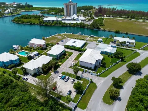 Blue Marina Condominum Grand Bahama Freeport BS