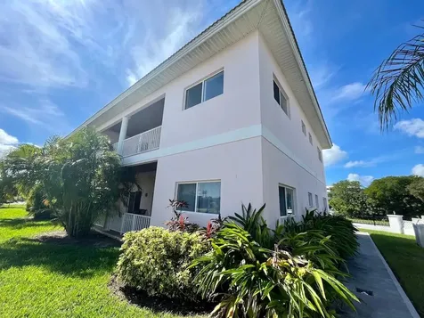 Blue Marina Condominum Grand Bahama Freeport BS