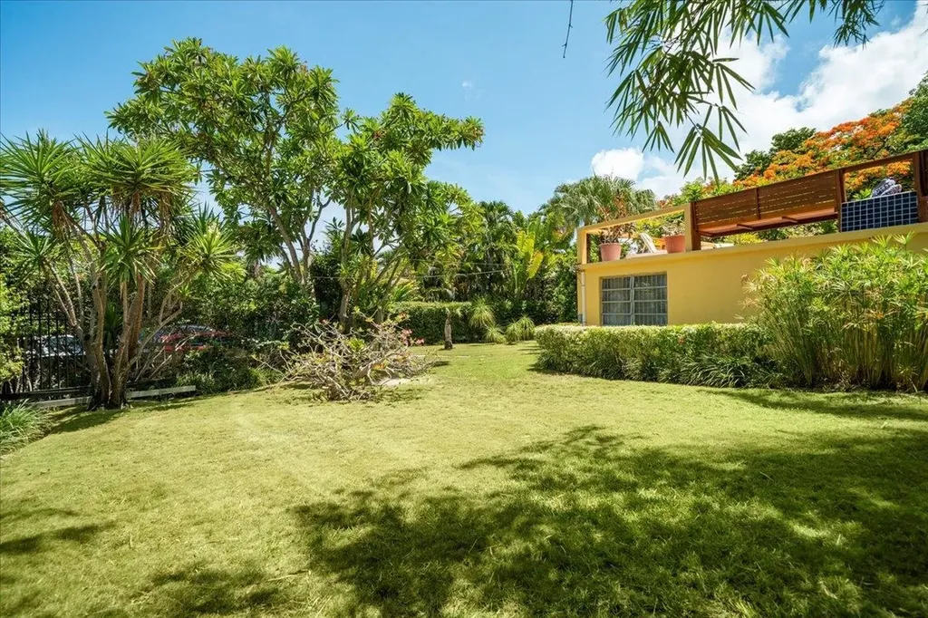 Eastern Road New Providence Paradise Island BS