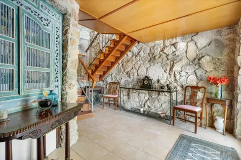 Eastern Road New Providence Paradise Island BS