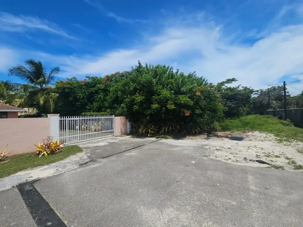 Vista Marina, Cable Beach 13 New Providence Paradise Island BS