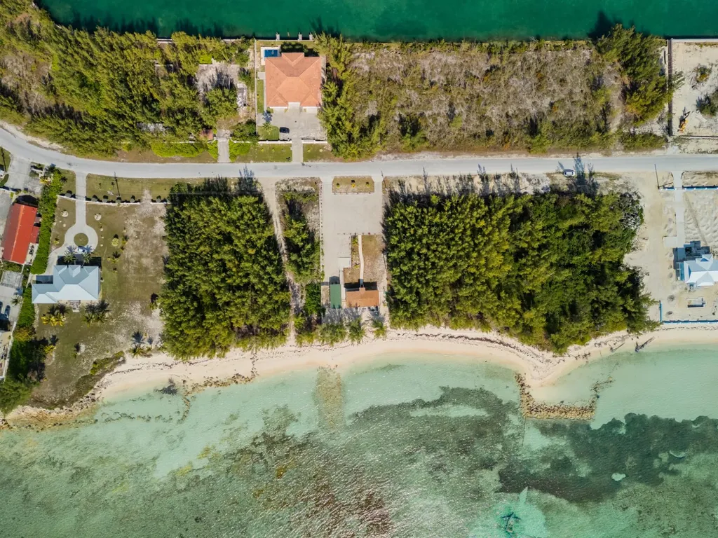 Port Of Call Drive 19 Grand Bahama Freeport BS