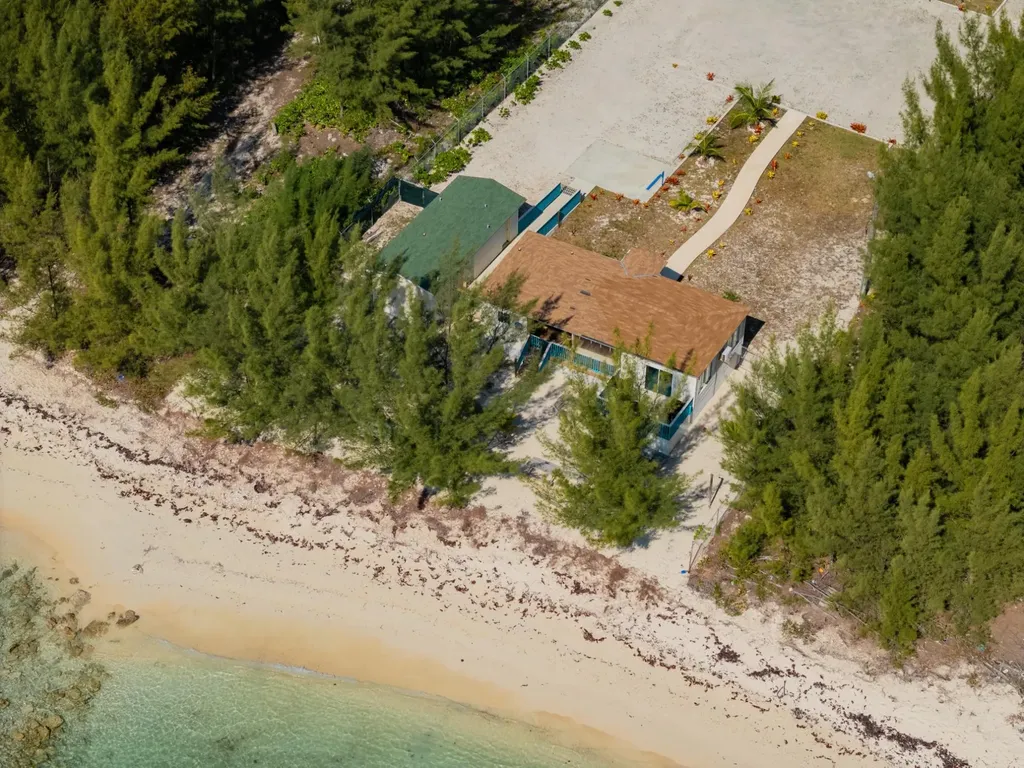 Port Of Call Drive 19 Grand Bahama Freeport BS