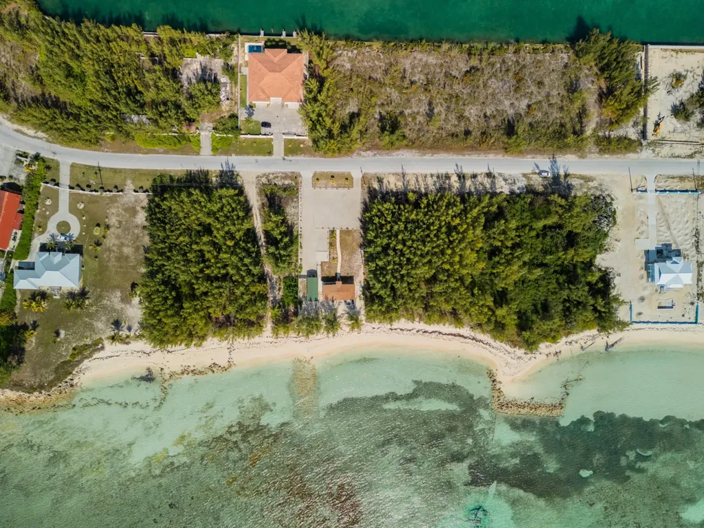 Port Of Call Drive 19 Grand Bahama Freeport BS