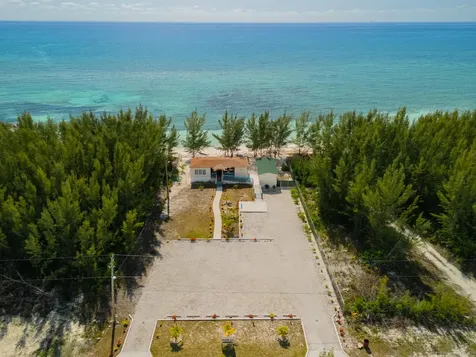 Port Of Call Drive 19 Grand Bahama Freeport BS