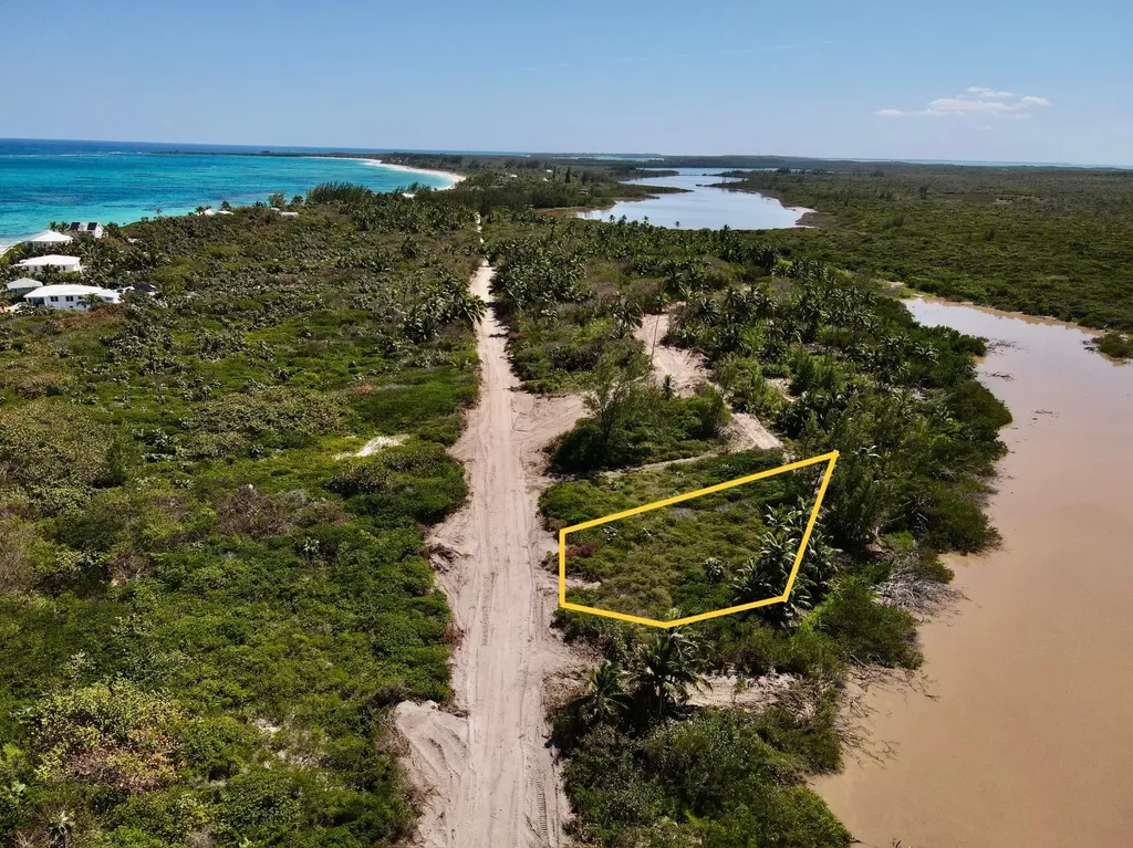 Double Bay Lake Lot# 2b Eleuthera BS