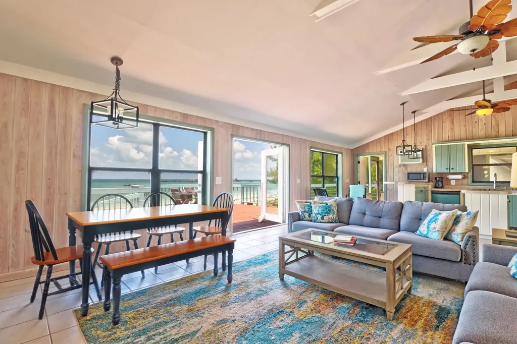 King Neptune Drive 232 Abaco BS