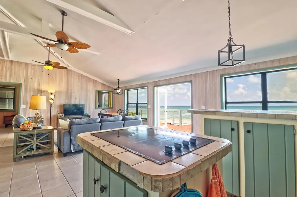 King Neptune Drive 232 Abaco BS