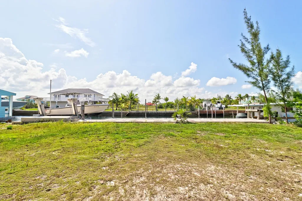 King Neptune Drive 232 Abaco BS