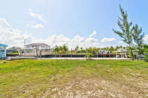 King Neptune Drive 232 Abaco BS