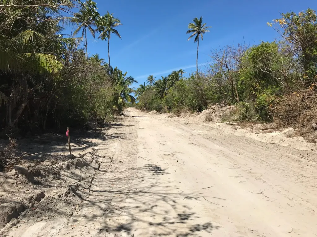 Double Bay Lake Lot 2c Eleuthera BS