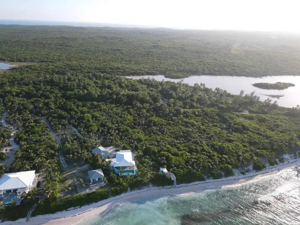 Double Bay Lake Lot 2c Eleuthera BS