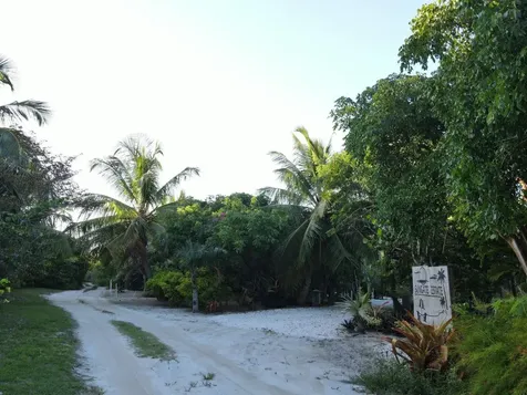 Double Bay Lake Lot 2c Eleuthera BS