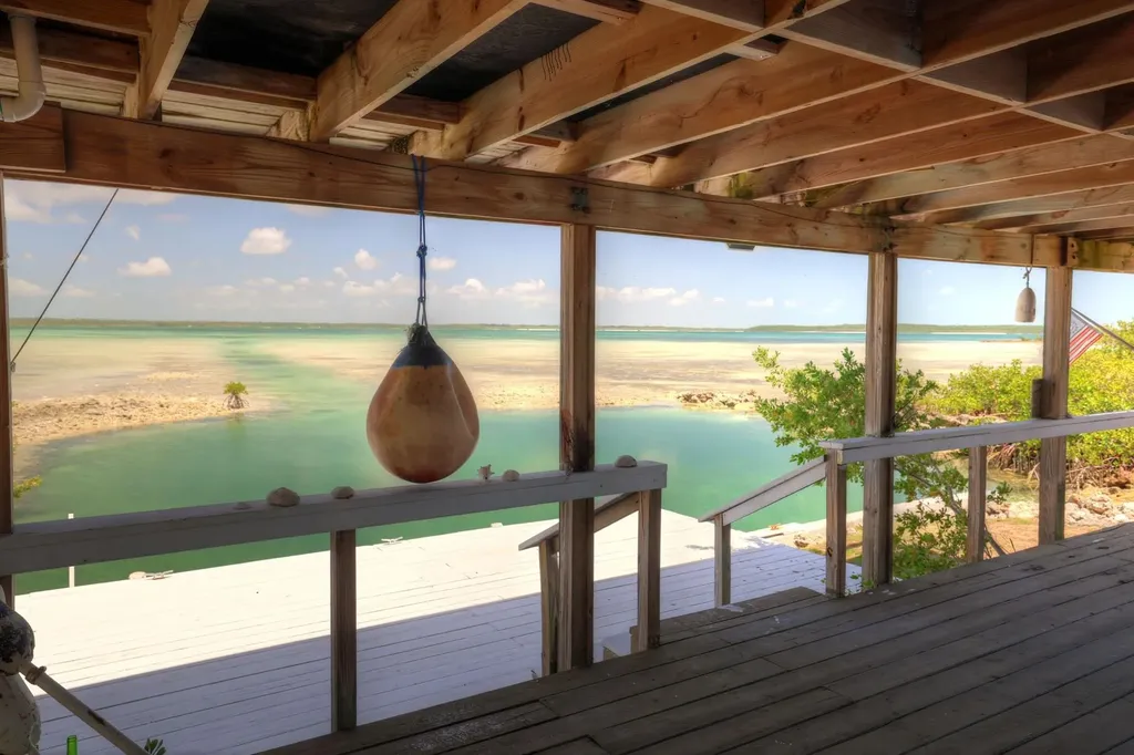 Lot 9a Tom Curry's Point Abaco BS